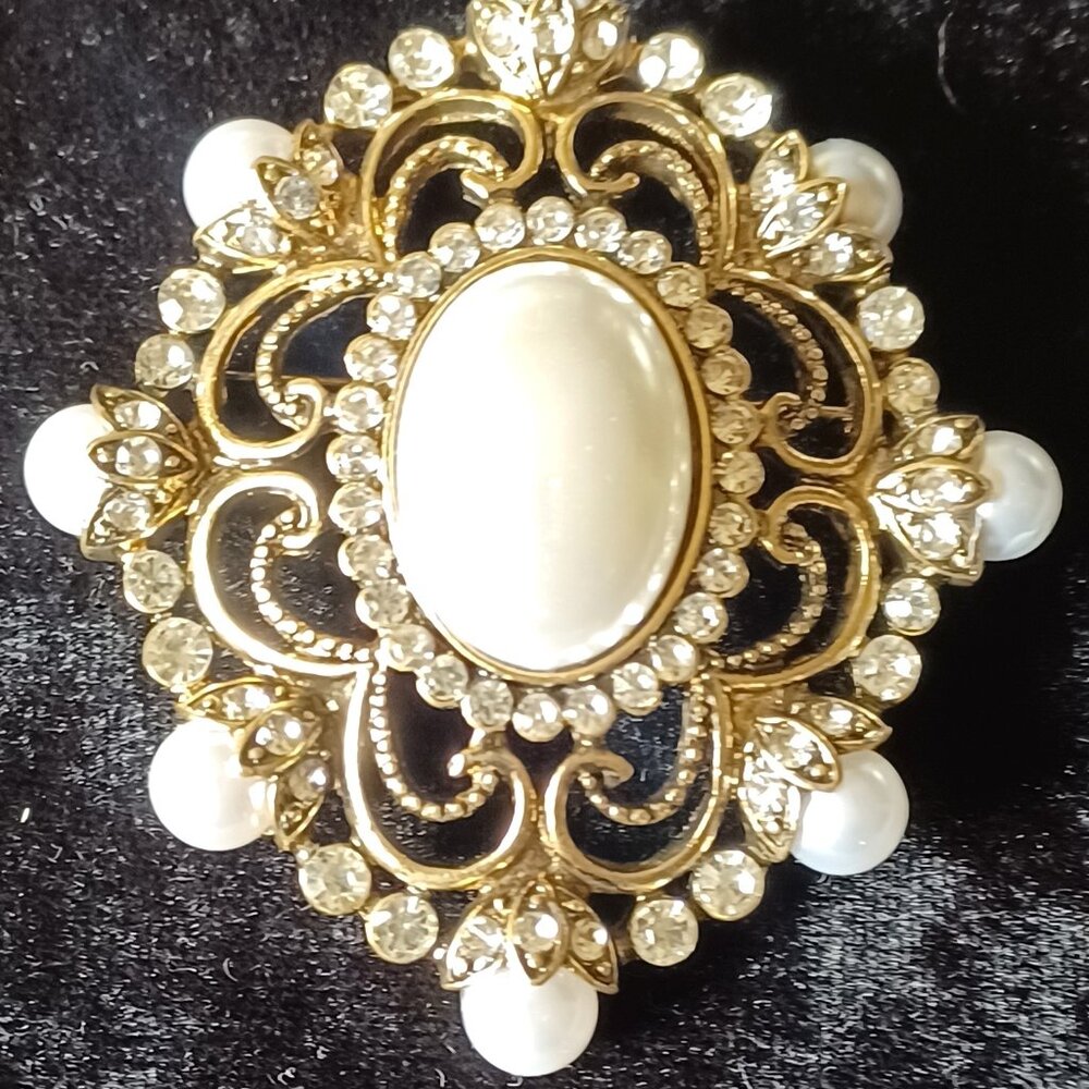 Domed Pearls and Clear Rhinestone Brooch